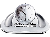 Часы. Обратная сторона часов и подставка предназначены для вставки фотографии или рекламных мини-постеров (часы d40 мм, подставка 60х135 мм)